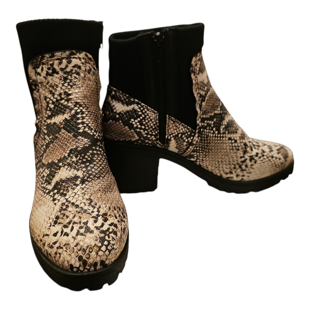 Gently Used ,Qupid Black and Tan Snakeskin Ankle Boots